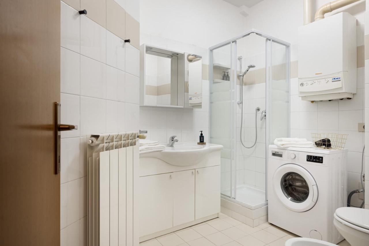 Suite Foscolo, In Piazza A Triest Exterior foto